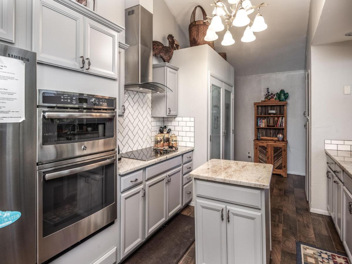 Bear Cave, 2 Bedrooms, Sleeps 6, Fireplace, WiFi, Grill, Mountain View Ruidoso Buitenkant foto