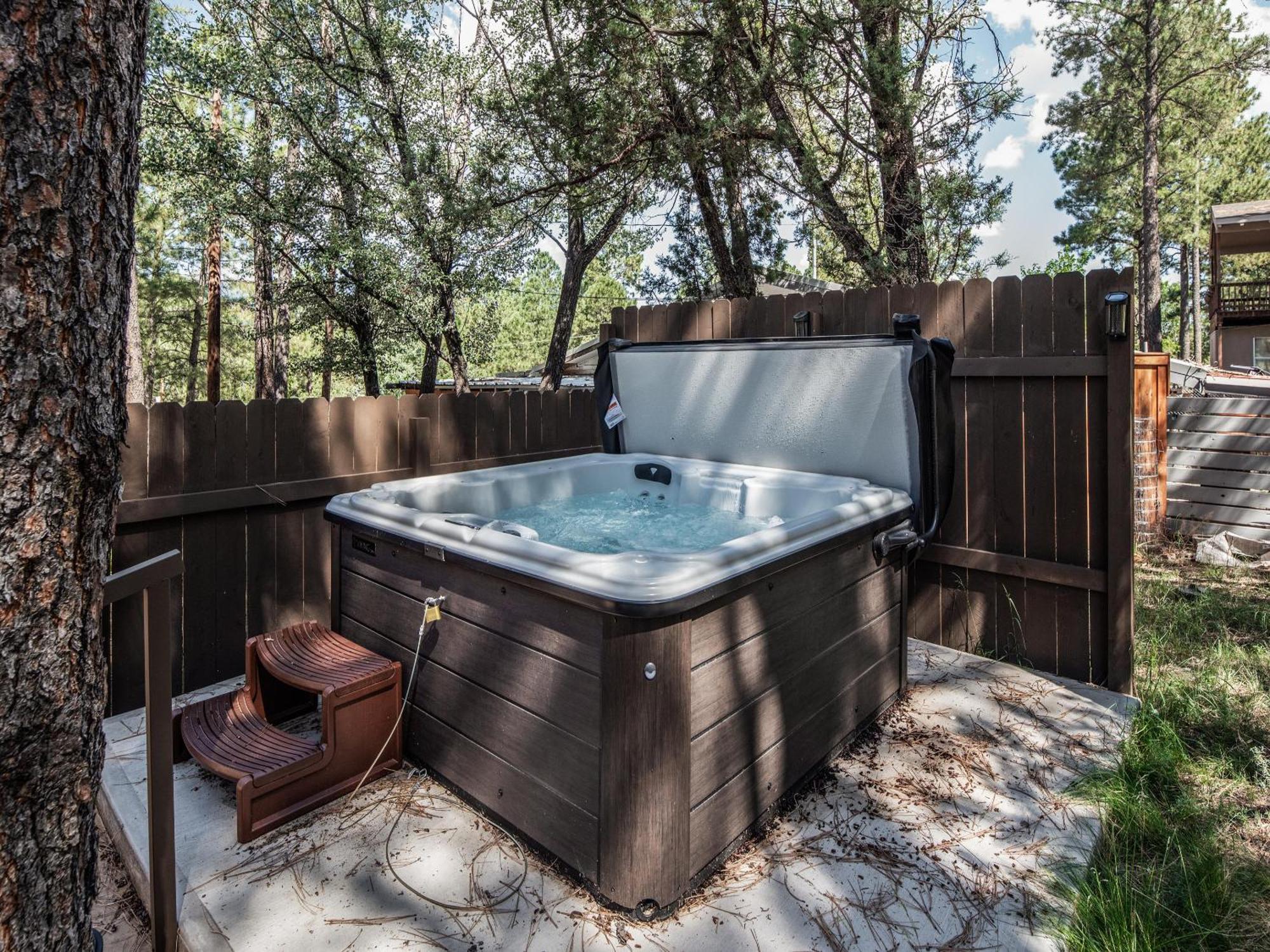 Bear Cave, 2 Bedrooms, Sleeps 6, Fireplace, WiFi, Grill, Mountain View Ruidoso Buitenkant foto
